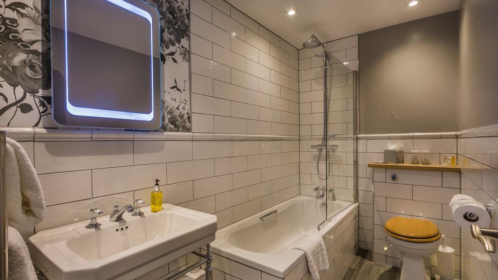 The Three Swans Hotel, Hungerford, Berkshire ห้อง รูปภาพ